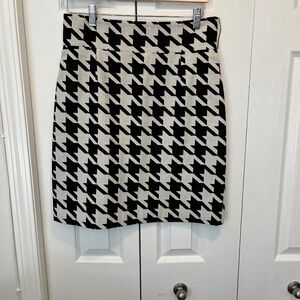 Antonio Melani size 6 skirt